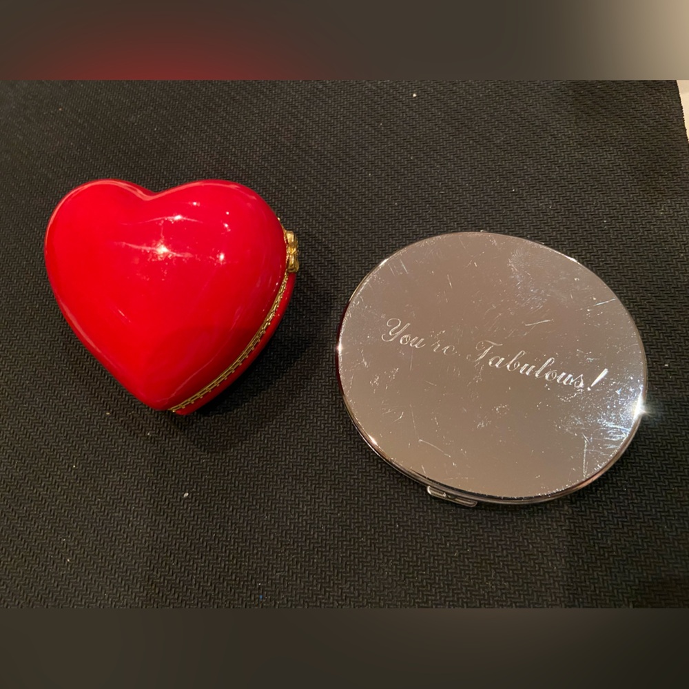 Valentines Special, Heart Shape Box and‎ Silver Compact Mirror